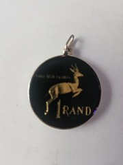 South Africa Enameled Jewelry Coin Pendant Vtg 1977 1 Rand