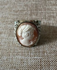 Vintage Amedeo Cameo Ring Gold Tone Sea foam Blue Band & Rhinestones