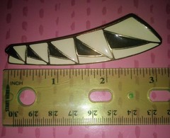 Vintage Trifari MCM Black & White Enamel & Gold Tone Abstract Brooch Art Deco 3″