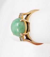 Vintage 14K Yellow Gold, Jade & Diamond Ring Size 6