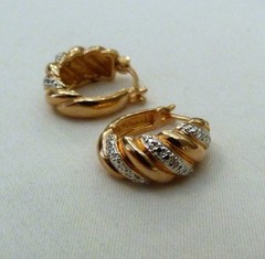 ROSS SIMONS GOLD OVER STERLING SILVER DIAMOND ACCENT RIBBED SHRIMP HOOP EARRINGS