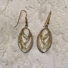 Vintage Sarah Coventry Earrings Gold Silver tone Textured Retro Dangly MCM