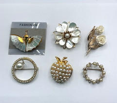 Lot of 6 Gold Tone Faux Pearl MOP Brooch Pins VanDell And Unbranded Apple Flower