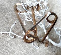 Vintage 40s-50s Punk Rock Safety Pin Screw Back Gold Tone Earrings