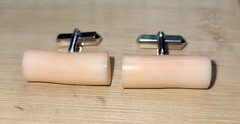 1960s Silvertone Angelskin Coral Cufflinks 1″ Wide Bullet Back Great Condition