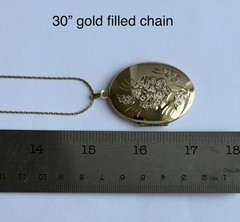 N/C 12k Gold Filled Chain & Etched Floral Locket Pendant Necklace