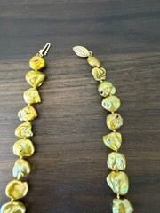 Freshwater Baroque Pearl Necklace Golden Green Knotted Strand 14K Gold Clasp 18″
