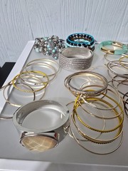 Mixed metal materials lot of 50 bracelets