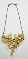 VTG SIGNED CELEBRITY NY 18″ ADJ TO CHOKER GOLD TONE UNUSUAL OPEN WORK Necklace