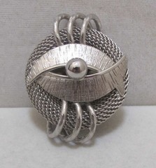 Vtg CONTINENTAL Modernist Layered Silver Tone Mesh Brooch w Tag 1-3/4” NOS