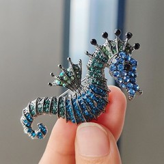 Vintage Blue Rhinestone Seahorse Brooch Pin Sea Animal Brooch Pin Accessories