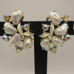 Vintage Rhinestone Earrings Iridescent Enamel Silver Tone Clip On ONE MISSING AB