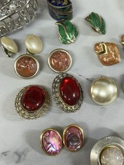 Clip On Earrings & More Reseller Lot Sarah Cov Pair And 925 Trinket Box