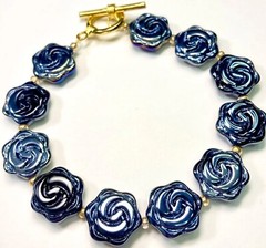 Artisan Toggle Bracelet Molded Glass Flower Black Iridescent Oil Slick AB 8.5 in