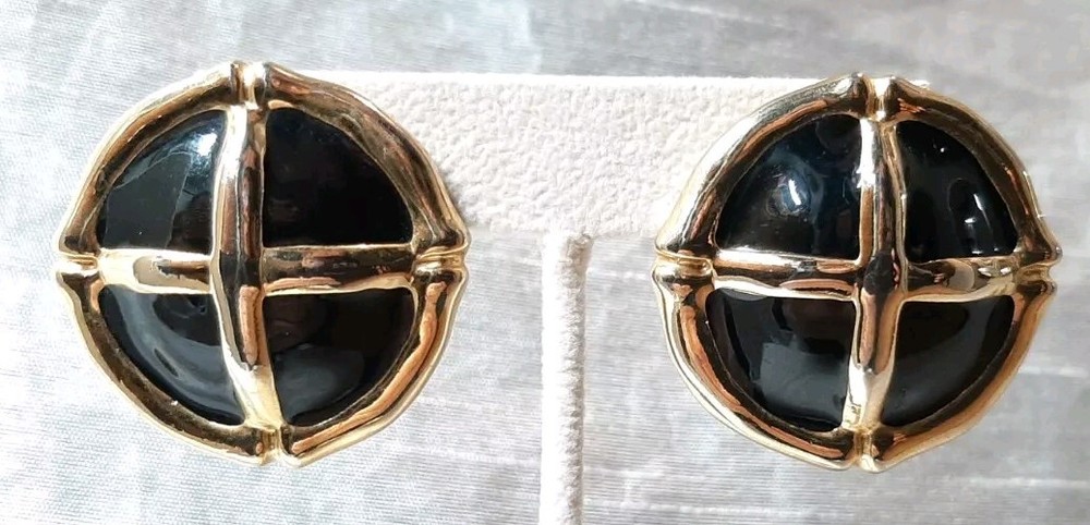 VTG Black Enamel Domed Lg Round Window Pane Goldtone Statement Clip-on Earrings