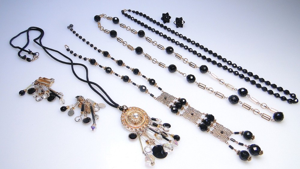 Glamorous Vintage Black Crystal Glass Bead Necklaces Earrings 6pc Necklace Lot