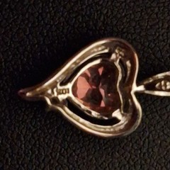Vintage Uncas 10K White Gold Heart Pendant – Iridescent Aurora Borealis Crystal