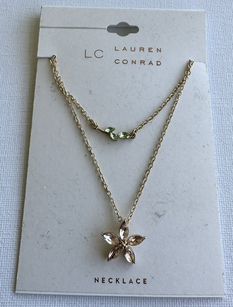 Lauren Conrad Flower Necklace “NEW” Free Shipping