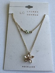 Lauren Conrad Flower Necklace “NEW” Free Shipping