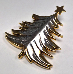 Vintage Signed BEST Silver & Gold Christmas Tree Holiday Pendant Pin / Brooch