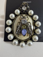 Vintage Pendant fly rhinestone faux pearls New
