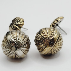 Four Leaf Clover Ornament Ball Drop Dangle Silver Tone Vintage Pierced Earrings