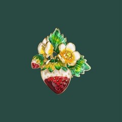 Fashion Women Strawberry Enamel Brooches Pins Exquisite Vintage Antique Jewelry