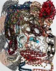 VTG Beaded Large Nice Jewelry Lot Of 40 Necklaces Bracelets Earrings SEE PICS