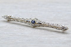 Signed Krementz 14K Gold and Platinum Topped Filigree Bar Brooch set