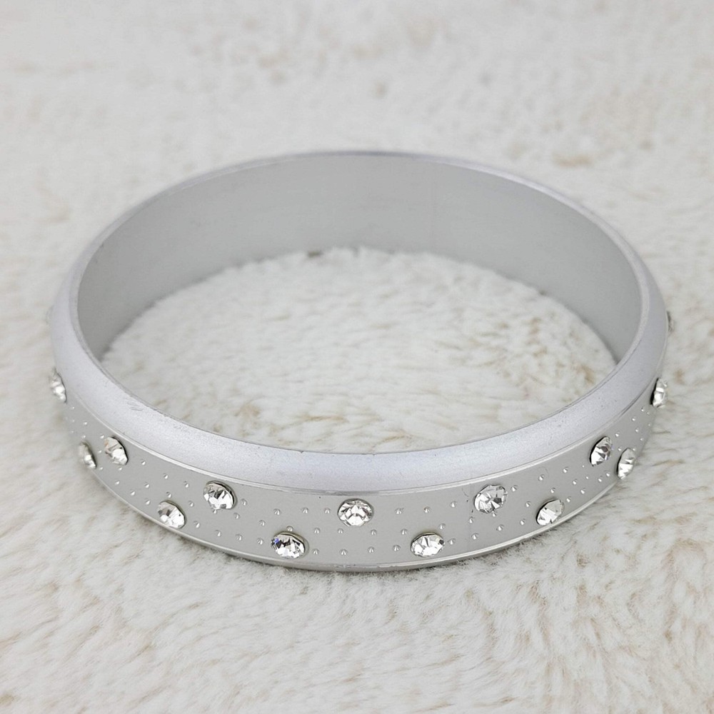 1950s Vintage Bangle Bracelet in Silver Colored Metal – 1950s