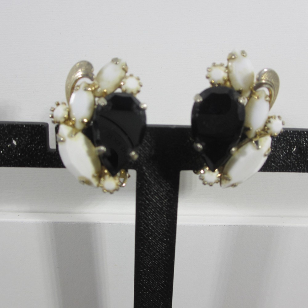 Vintage Milk Glass Earrings Black Glass Rhinestone Gold Tone Clip Ons