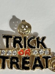 Lovely Trick or Treat Pumpkin Jack-O-Lantern Rhinestones Brooch Vintage 1980’s