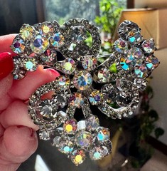 Vintage Juliana D&E Smoky Gray Aurora Borealis Rhinestone Brooch Earrings Set