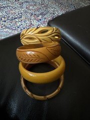 Lot Of 4 Estate Vintage Carved Butterscotch Bakelite Bangle Bracelets