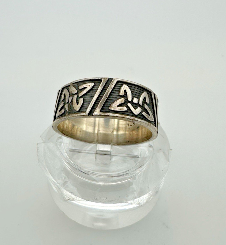 Vintage Mexico .925 Sterling Silver Modernist Ring Size 11.25
