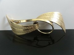 VTG RARE HEAVY GOLD PLATED GERMAN DESIGNER Signed BOW BROOCH