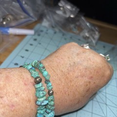 VINTAGE Blue Turquoise & Silver Coil Bracelet One size fits all-FREE SHIPPING