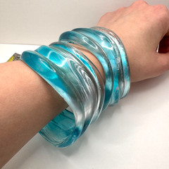 Chunky Lucite Bangles & Earring Set Silver Teal Marble Blue Hoops Bold Retro