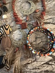Jewelry Costume Vintage Mix necklaces bracelets Earrings