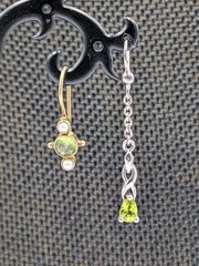 2 Pair – Vtg Sterling Silver Green Glass & 1 FW Pearl Hook Dangle 925 Earrings