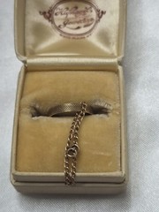 Antique Baby Ring w/ Original Hufnagel Jewelers Box Safety Chain Mt Vernon NY