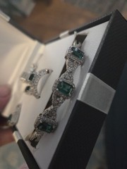 Vintage 4 Piece Simulated Emerald Cz Stones Ring Bracelet Necklace Earrings Nib