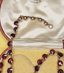 English Late Georgian Early Victorian Almandine Swags Garnet 9 KT Gold Necklace