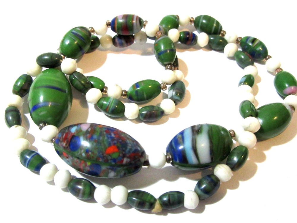 Green and Colors Vintage Art Glass Beaded Necklace