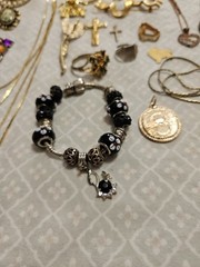 Wearable Jewelry mixed lot, Vintage And New