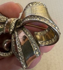 Retro Crown Trifari Bow Brooch Multi Tone Gold Pave Rhinestone 3D Double Ribbon
