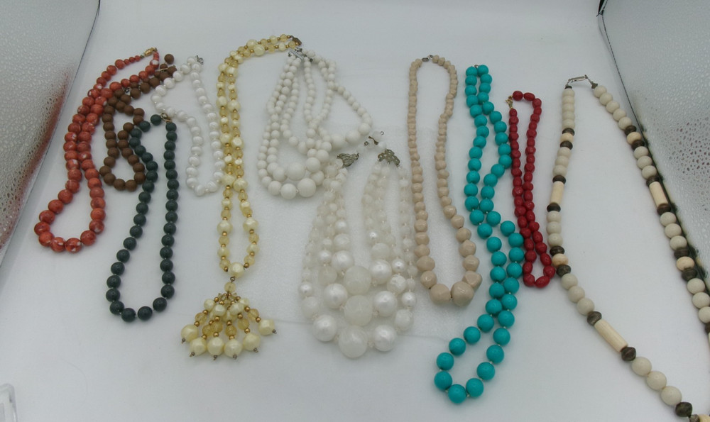 Vintage Beaded Lucite Resin Plastic Satin Metal Chunky 11 Necklace Assorted Lot