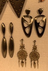 VTG Costume Jewelry Pierced Earrings Lot Studded Leather Wood Tri-toned Metal