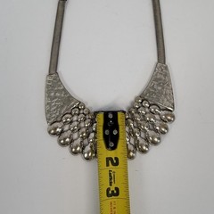 Vintage Silver Tone Brutalist Bib Statement Necklace Hammered Herringbone