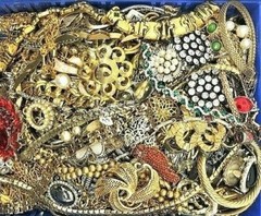 FREE SHIP Vintage Now Jewelry 5 Lb Lot Junk Harvest DIY Rhinestone Brooch Chains